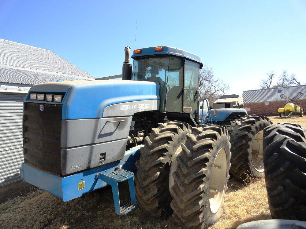 New Holland Versatile M.9682 (SN:8B7000)