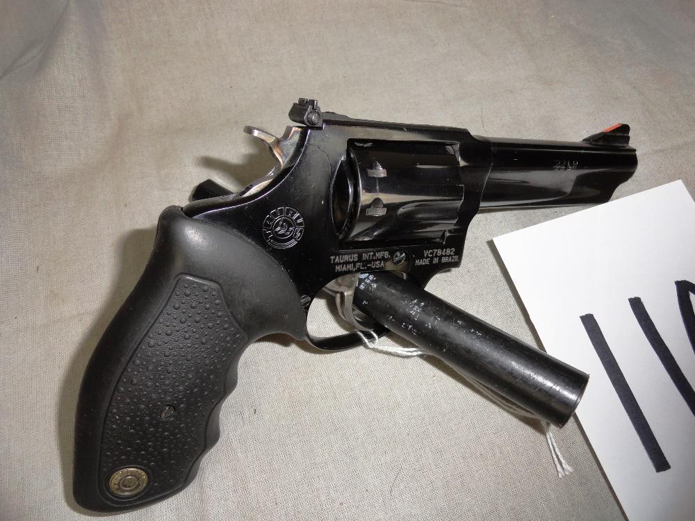 Taurus 22-Cal. Revolver, 4½” Bbl., 9-Shot w/Box, SN:2940041 (Handgun)