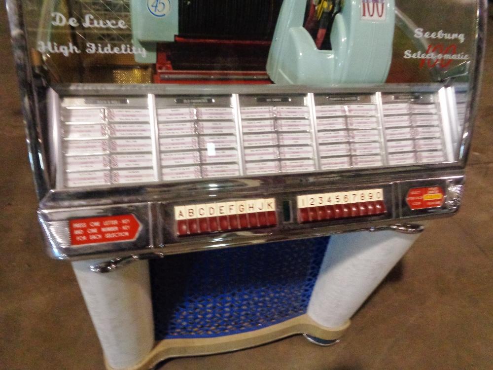 Seeburg Deluxe Jukebox