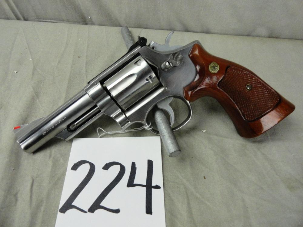 S&W Model 66 Revolver, 357 Mag, SS, SN:9K11032 (Handgun)