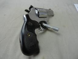 S&W 686-6, 357-Mag. Dbl. Action Revolver, SN:CRR4101 (Handgun)