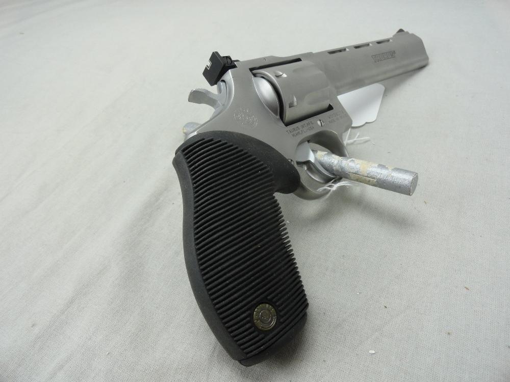 Taurus Tracker Revolver, .17 Hummer, SN: WG136278 (Handgun)