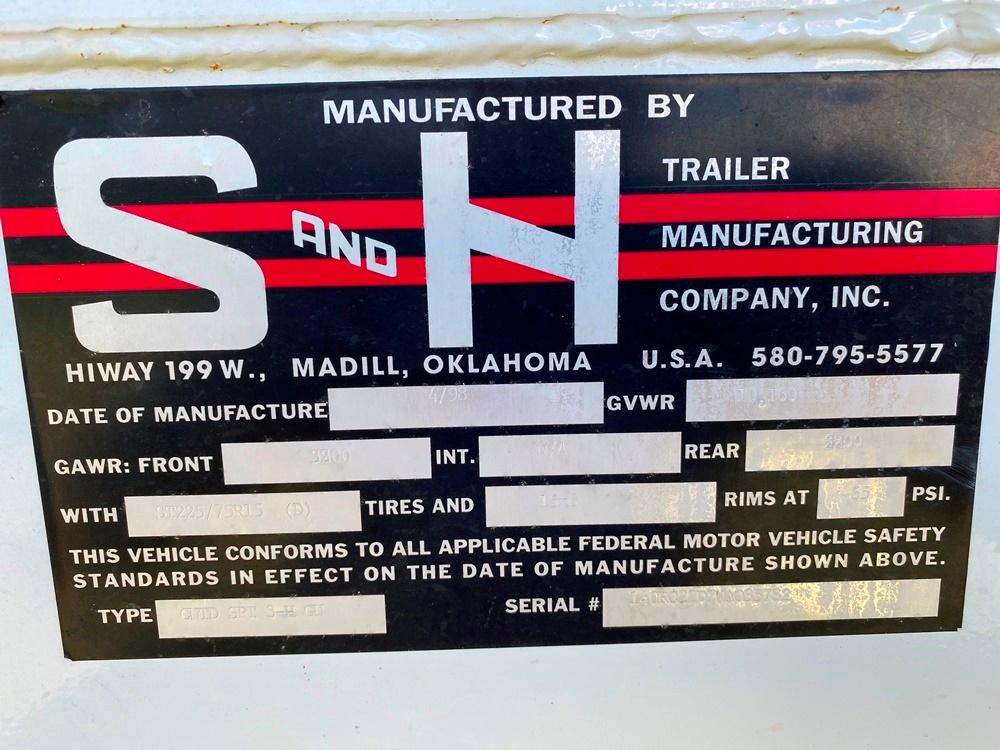 1998 S&H 3-Horse Slant Trailer, Nice (#31)