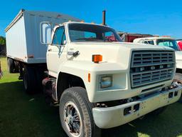 1987 Ford F800, automatic transmission -- & 1995 Jet Grain Trailer (#52)