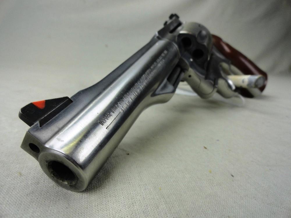 Ruger Red Hawk, 357 Mag, 5 1/2" Bbl., Stainless Steel, SN:501-14556 (HG)