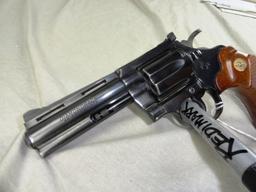 38. Colt Diamondback Revolver, 38-Spl., SN:P35334, 4" (HG)