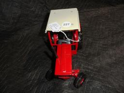 IH 806 WF Tractor, Cab