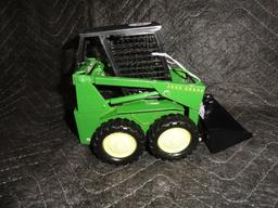 JD Skid Steer w/Bucket