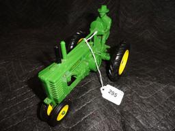 JD A NF Tractor w/Man