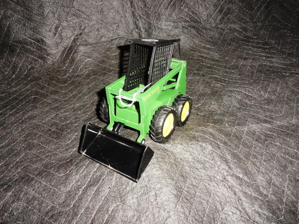 JD Skid Steer Loader, Green, 1977