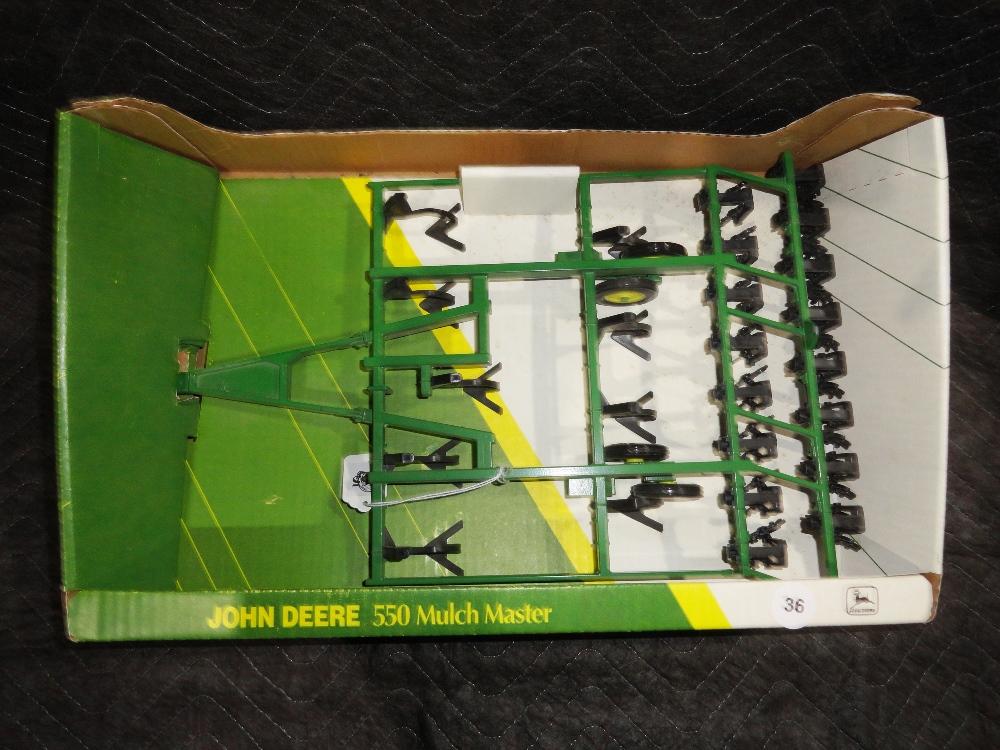 JD 550 Mulch Master, NIB, 5711 DO