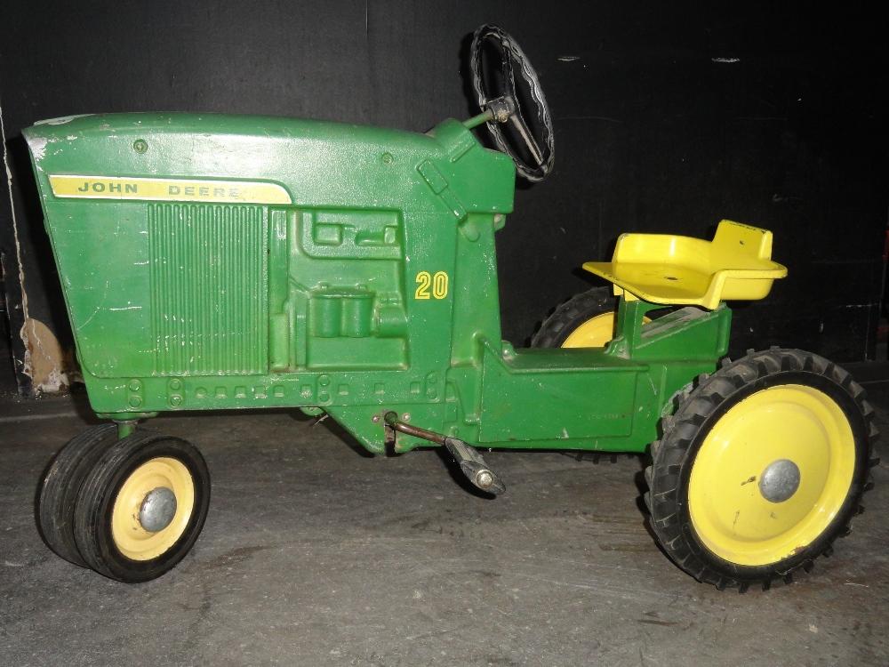 JD 20 Pedal Tractor