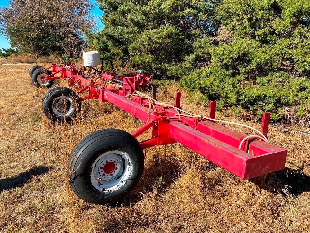 Lilliston 40' Shop Built Anhydrous Applicator