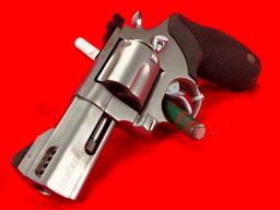 Taurus Tracker, 41 Mag, Stainless Steel, 3" Bbl., SN:DM998941 w/Box (Handgun)