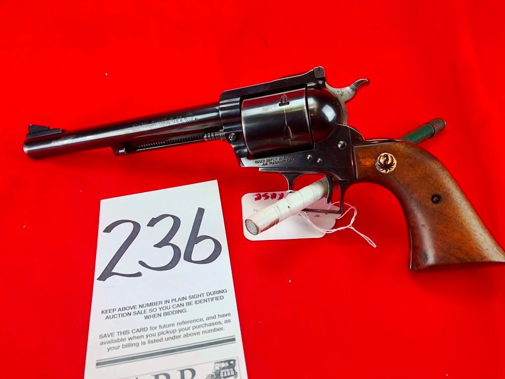 Ruger Super Blackhawk Revolver, 44-Mag., 7 1/2" Bbl. w/Soft Case, SN:6590 (Handgun)