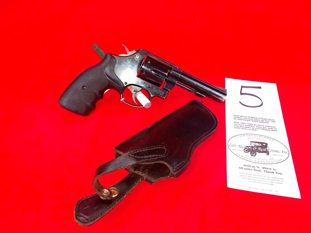 S&W 10-11, 38-Spl., 4" Bbl., SN:CCT6800 w/Holster (Handgun)