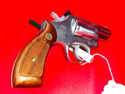 S&W M.66, Stainless Steel, 357 Mag, 2 1/2" Bbl., SN:8K47206 w/Holster (Handgun)