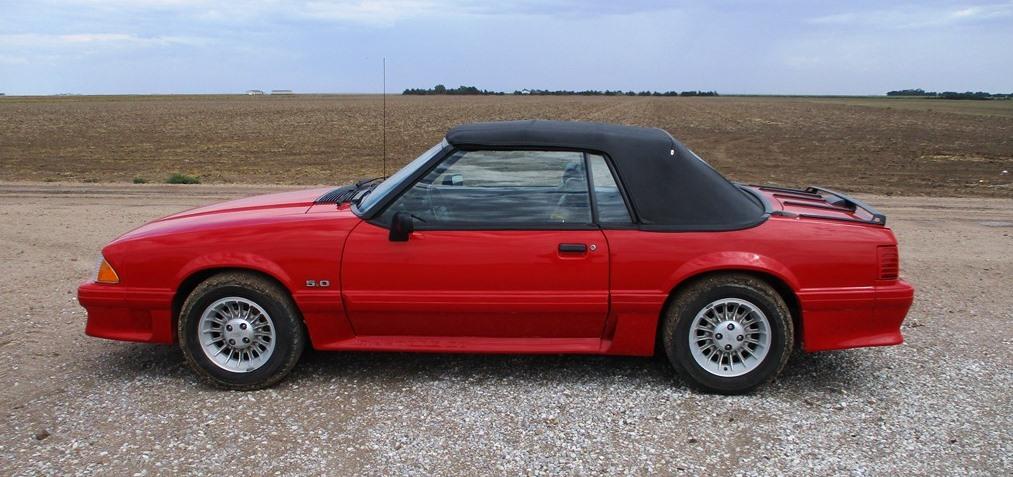 1990 Ford Mustang GT Convertible