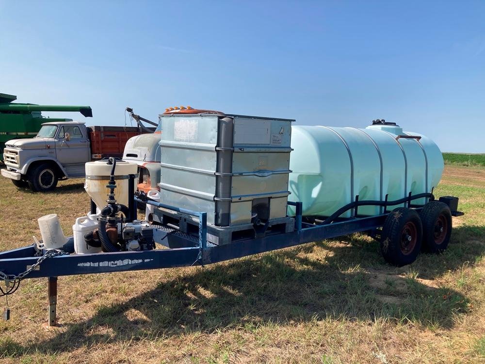 1,000 Gallon Nurse Tank on Trailer w/ chemigation