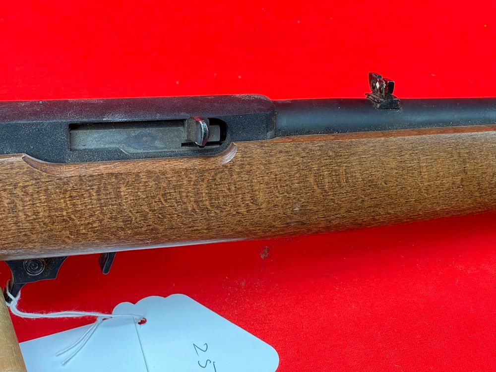 Ruger 10/22, .22 LR, SN:352-16607