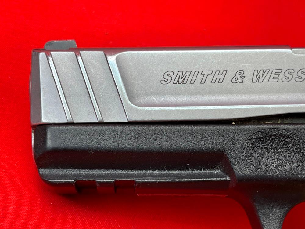 S&W SD9VE, 9mm, Stainless Steel Slide w/Soft Case, VG, SN:FWW9762 (HG)