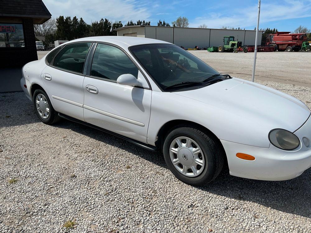 1996 Ford Taurus 6L, 141,312 Mi.