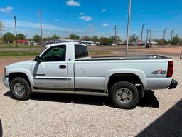 2004 GMC 2500HD, 4x4, 6L, Reg. Cab, Long Bed, 216,730 Mi.