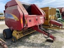 NH BR 7090 Baler