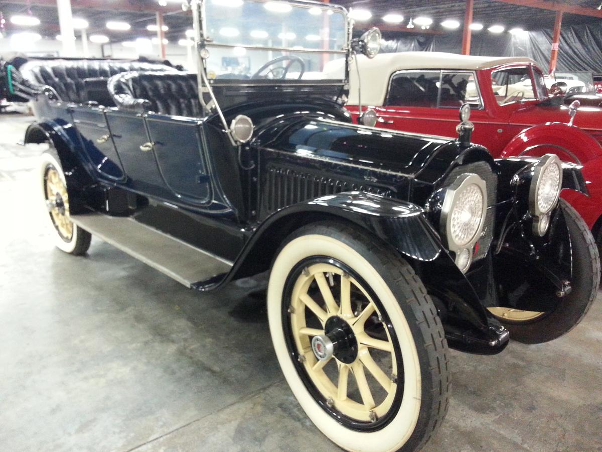 1916 Packard Twin Six Touring Car