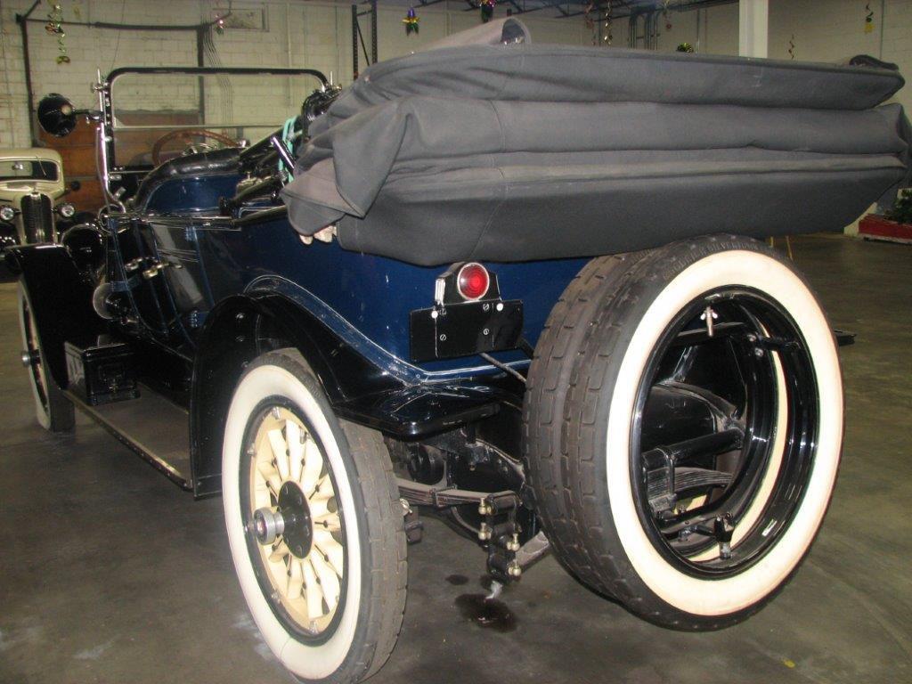 1916 Packard Twin Six Touring Car
