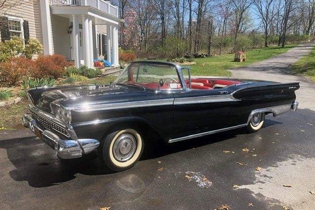 1959 Ford Skyliner