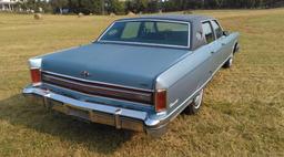 1975 Lincoln Town Car