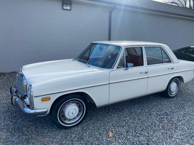 1973 Mercedes 220