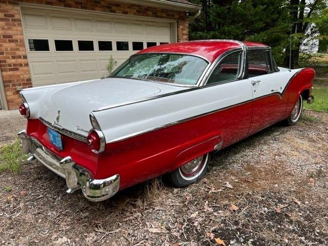 1955 Ford Crown Victoria