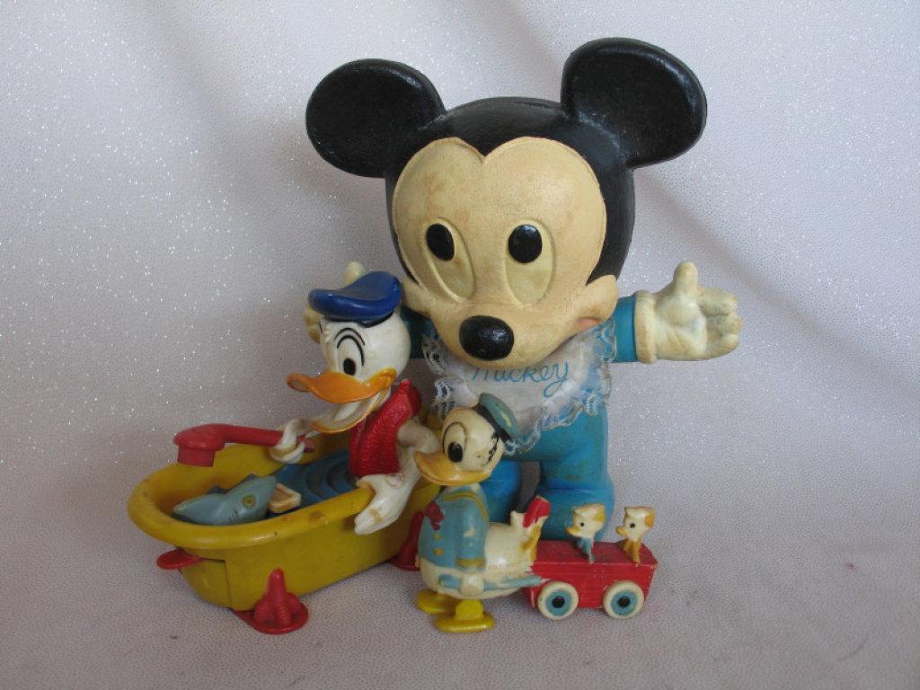 Mixed vintage Mickey Mouse:- 1980 Concept clock radio, German Eichhorn wood