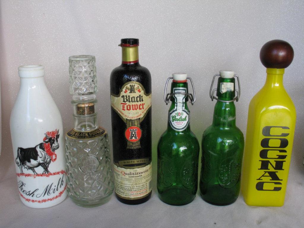 Six vintage Alcohol etc collectables