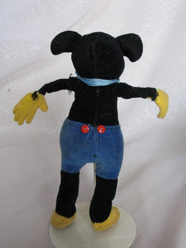 Scarce Dean's Ragbook 1933 Mickey Mouse all original 17cm. Excellent condit