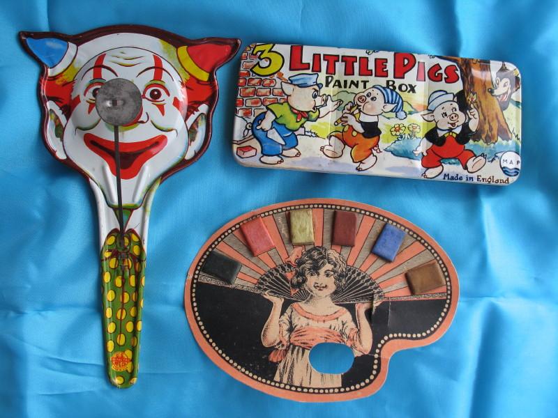 Mixed vintage toys :- US Metal Toy Co tin litho clown clapper 20cm. English