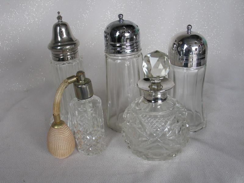 Vintage:- Perfume Stuart crystal atomiser 10cm. Also, round cut crystal per