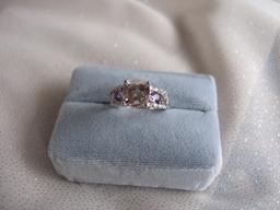 Ladies dress ring 10K white Gold, stamped 10K. Light peach Morganite 2.60ct