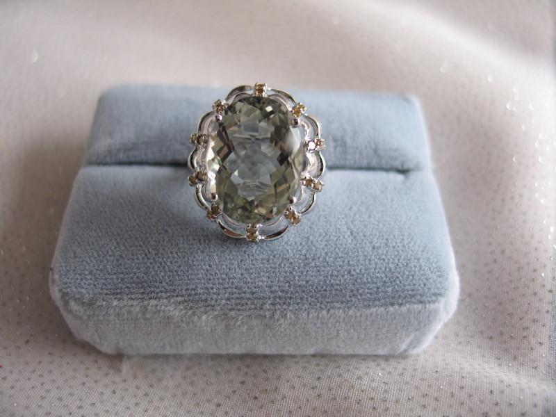 Ladies 14K White Diamond & Prasiolite Gold dress ring, stamped 14K. Quartz