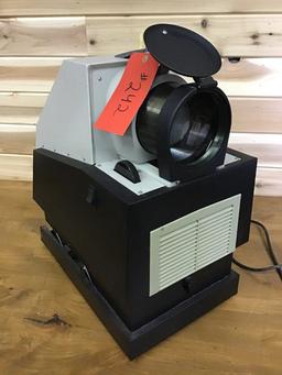 VINTAGE OPAQUE PROJECTOR