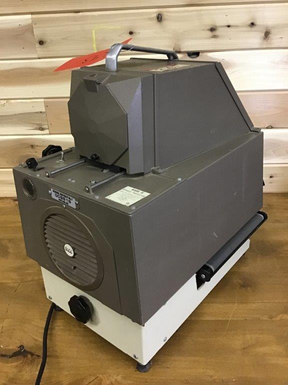 VINTAGE OPAQUE PROJECTOR