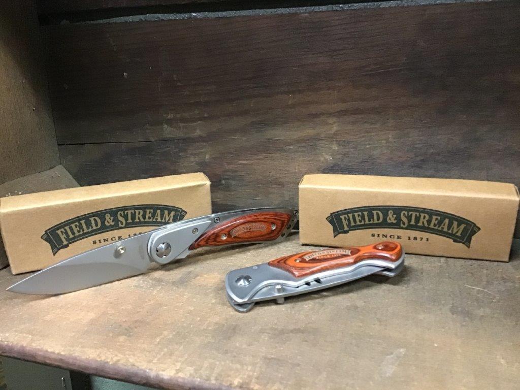 POCKET KNIVES