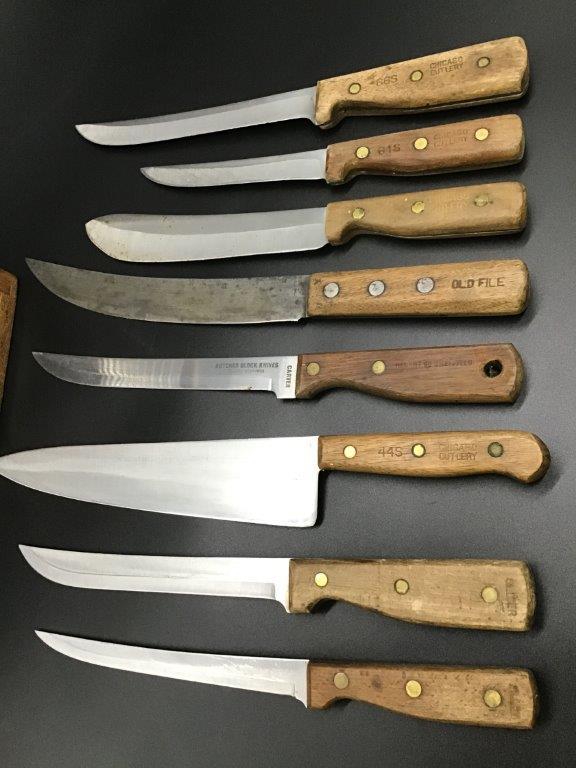 KNIFE BLOCK W/ KNIVES