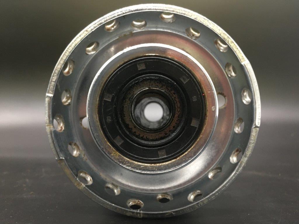 WHEEL HUB