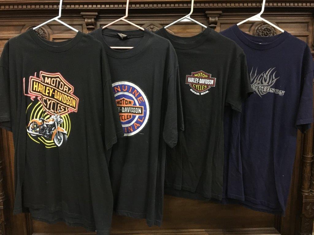 LOT OF HARLEY DAVIDSON T-SHIRTS AND A SCARF