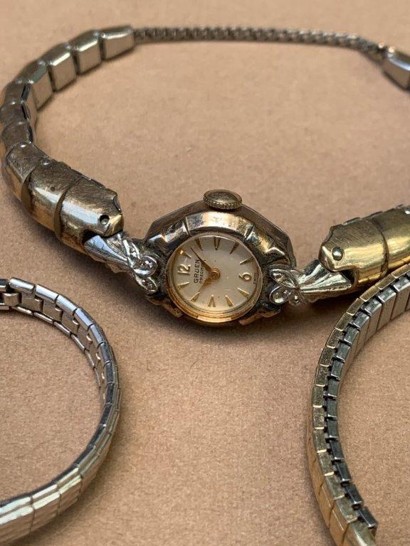 VINTAGE GRUEN, WALTHAM, CLINTON LADIES WRISTWATCHES