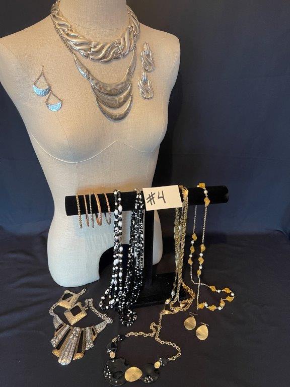 SILVER COLLAR AND FORMED SILVER NECKLACE WITH MATCHING EARRINGS AND OTHER JEWELRY SETS,