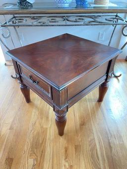 HOME FURNISHINGS: WOOD END TABLE